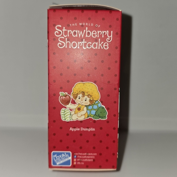 The World Of Strawberry Shortcake 'Apple🍎🍏Dumplin' Scented Collectible Figure - Picture 5 of 10